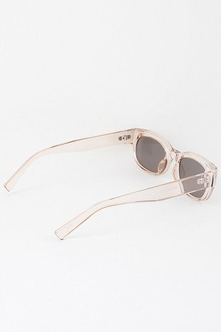 Bright tinted classic sunglasses