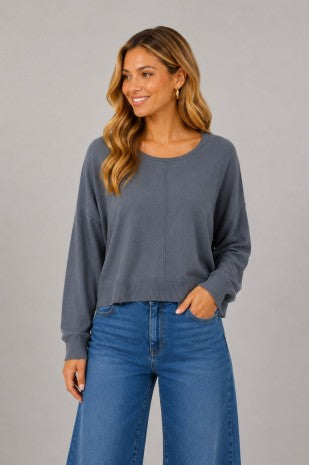 Ashlyn crew neck pullover