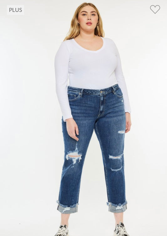 The Best Plus Size Mom Jeans for Spring & Summer - CanDesLand